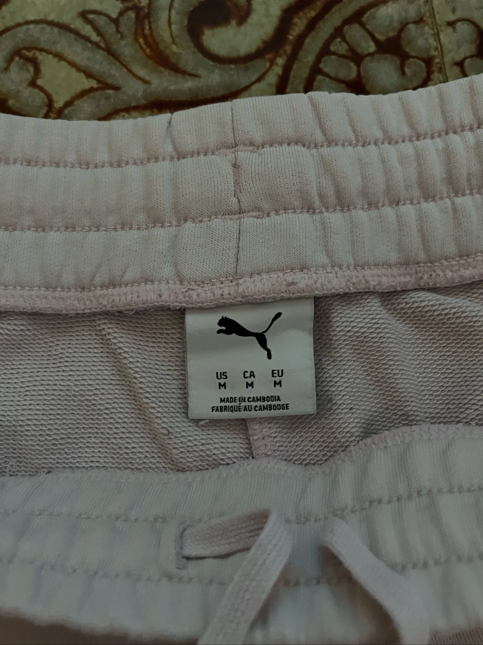 PUMA pink plaid shorts size M — Casual sportswear – photo 4